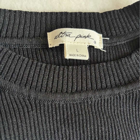 Ultra Pink Top Short Sleeve Black Polka Dot Puff Sleeve Blouse Size L - Picture 6 of 7